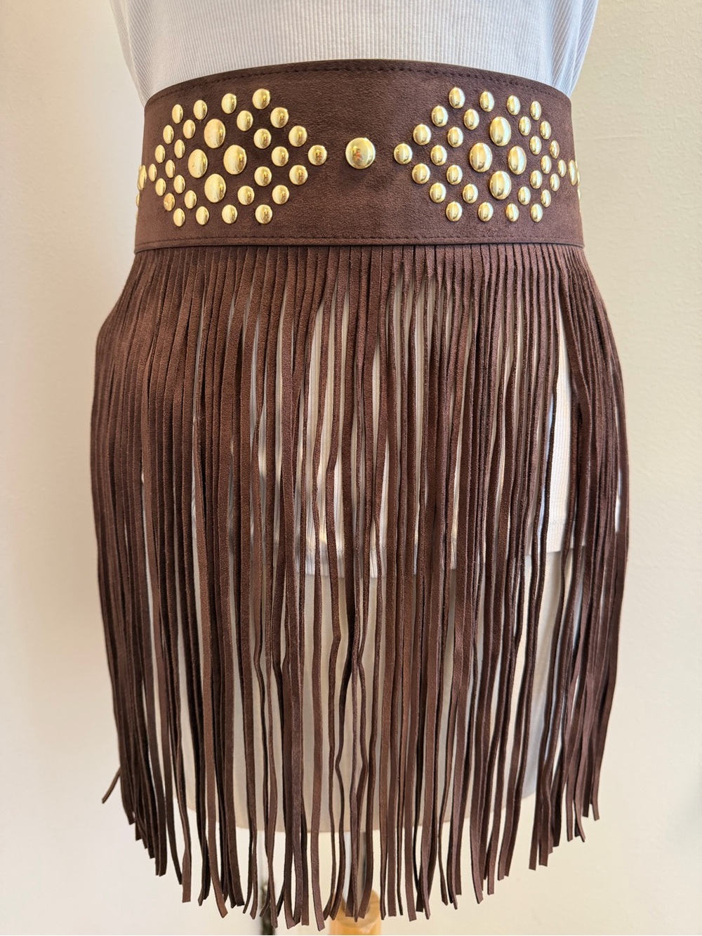 House of Harlow 1960 Brown Fringe Waist Belt with Gold Studs - Size L - NE